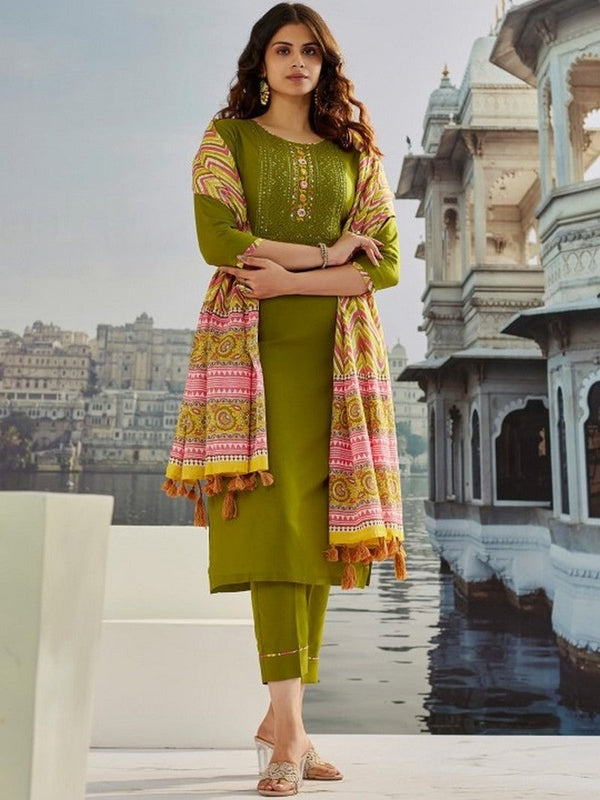 Glowing Peach Color Muslin  Fabric Casual Suit