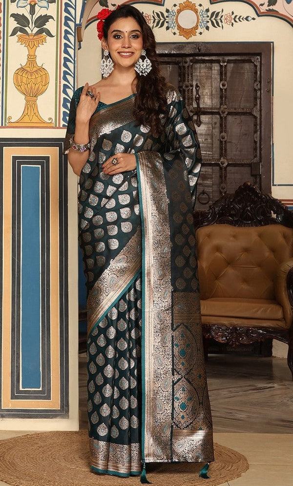 Beautiful Green Color Silk Fabric Partywear Saree
