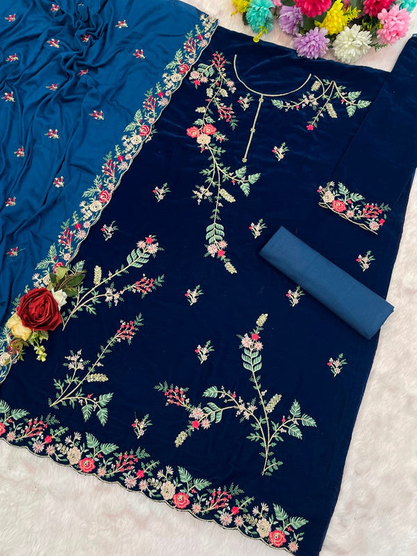 Tasteful Teal Color Velvet Fabric Plazzo Suit