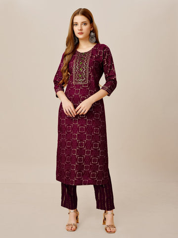 Lovely Voilet Color Rayon Fabric Casual Kurti With Bottom