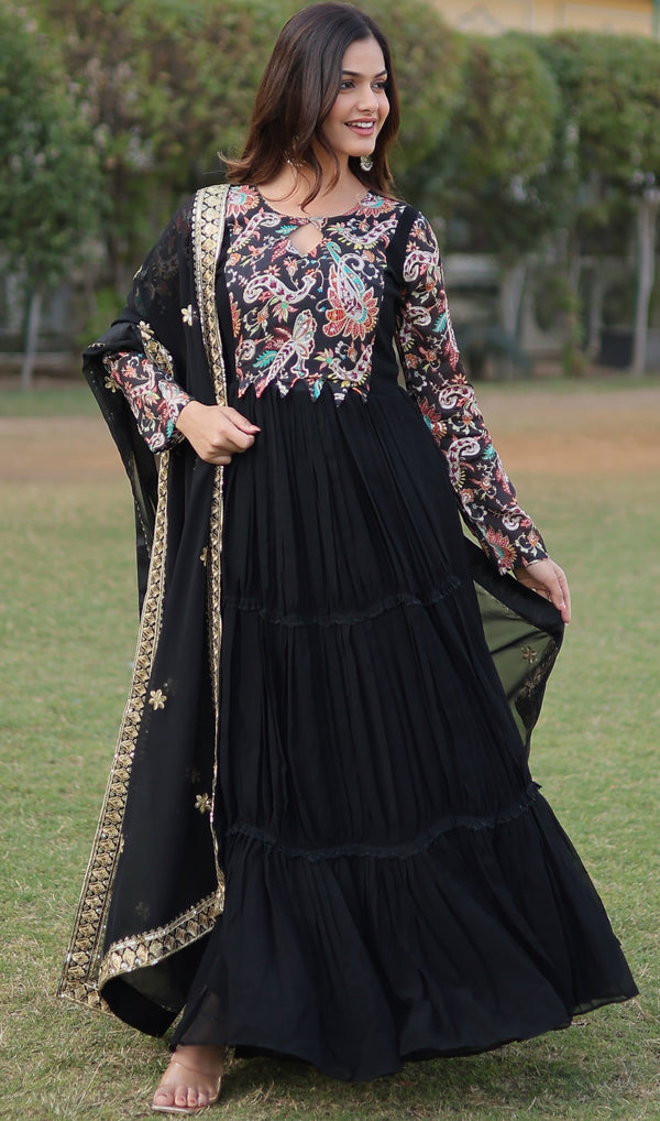 Striking Black Color Georgette Fabric Gown
