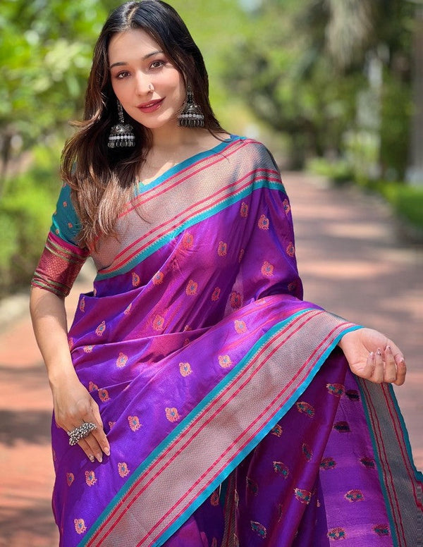 Lovely Voilet Color Silk Fabric Partywear Saree