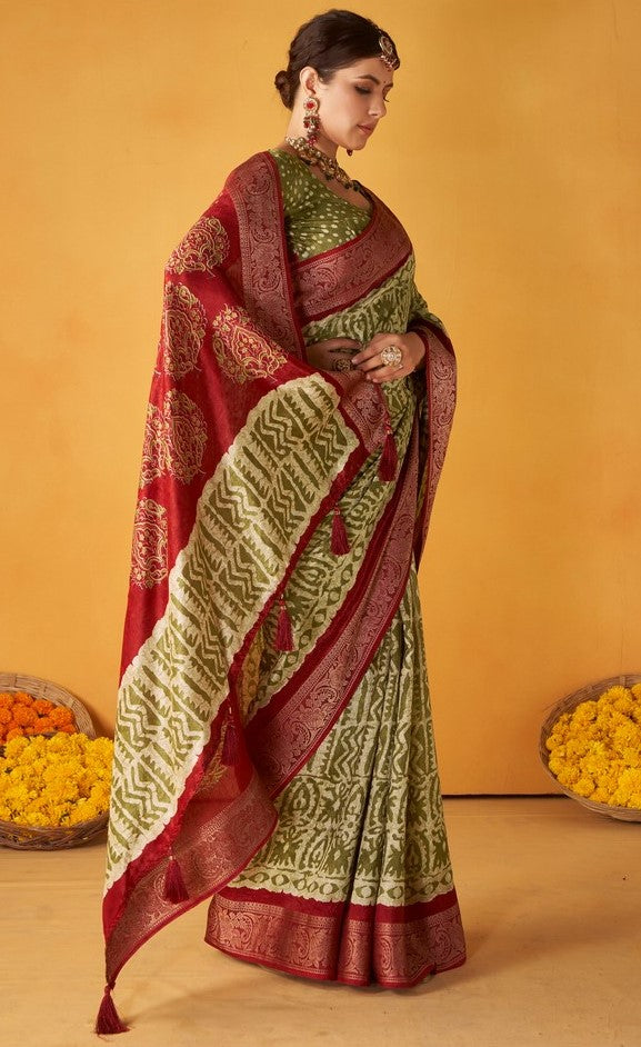 Grand Green Color Tussar Fabric Casual Saree