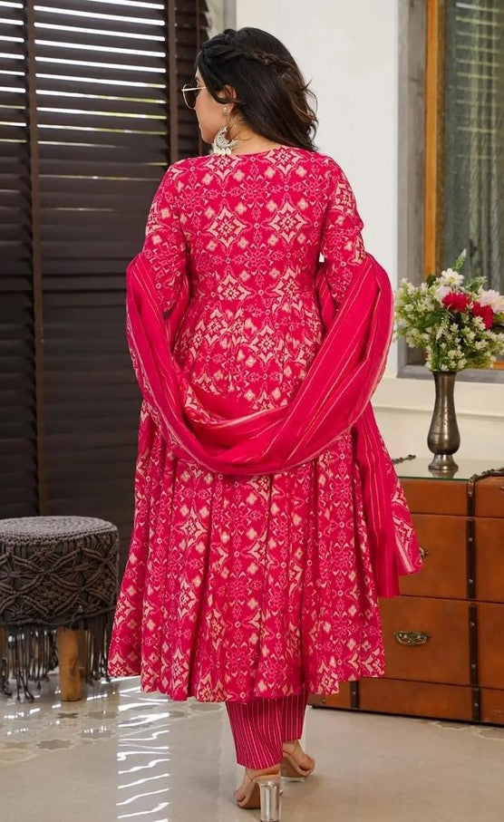 Divine Pink Color Muslin Fabric Designer Suit