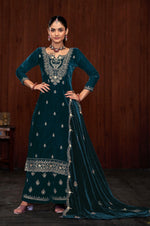 Dazzling Teal Color Velvet Fabric Plazzo Suit