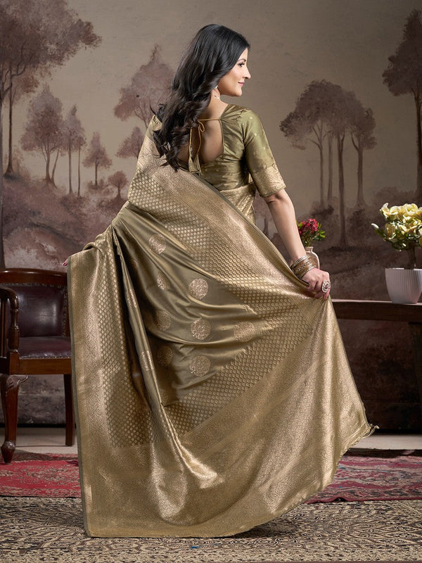 Dazzling Green Color Silk Fabric Partywear Saree