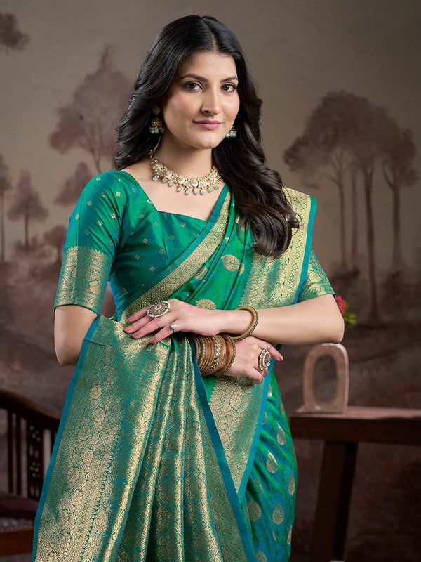 Dazzling Green Color Silk Fabric Partywear Saree