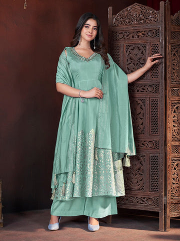 Dazzling Green Color Silk Fabric Plazzo Suit