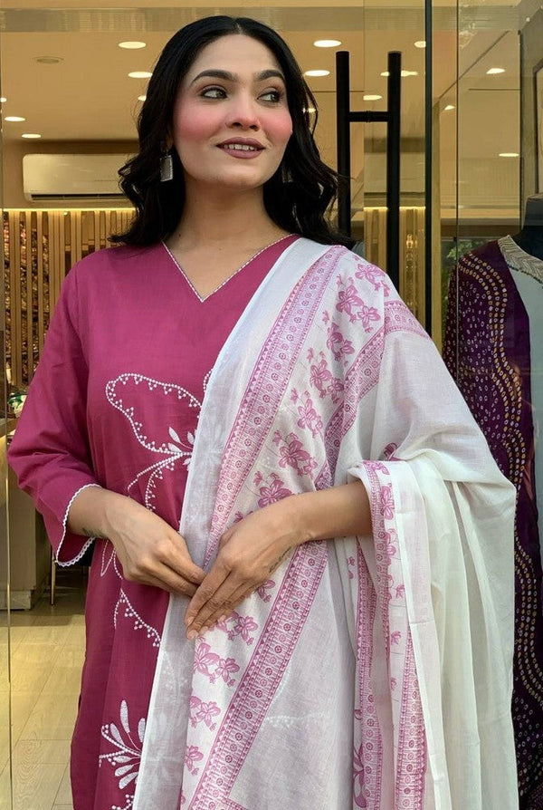 Tasteful Pink Color Viscose Fabric Designer Suit