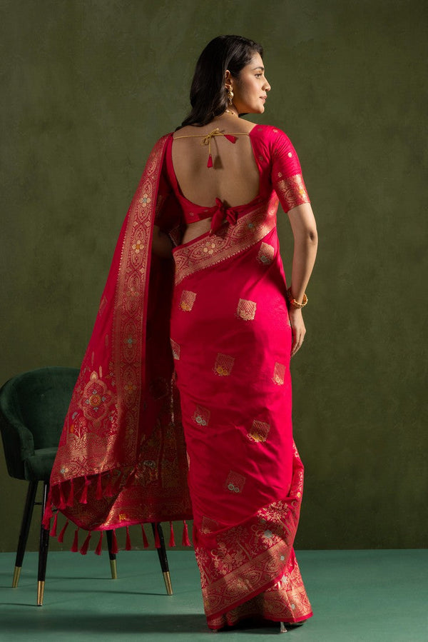 Amazing Pink Color Silk Fabric Partywear Saree
