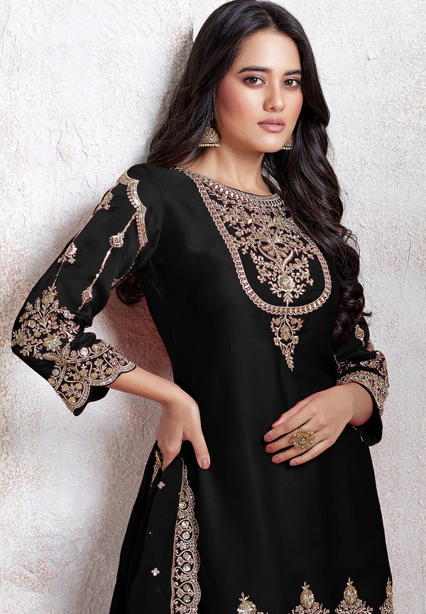 Tasteful Black Color Georgette Fabric Designer Suit