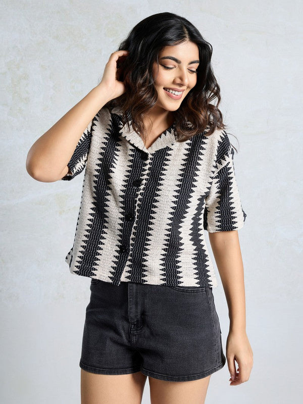 Amazing Black Color Knited Fabric Short Top