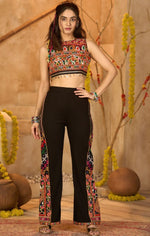 Beautiful Black Color Ribbed Fabric Top With Bottom