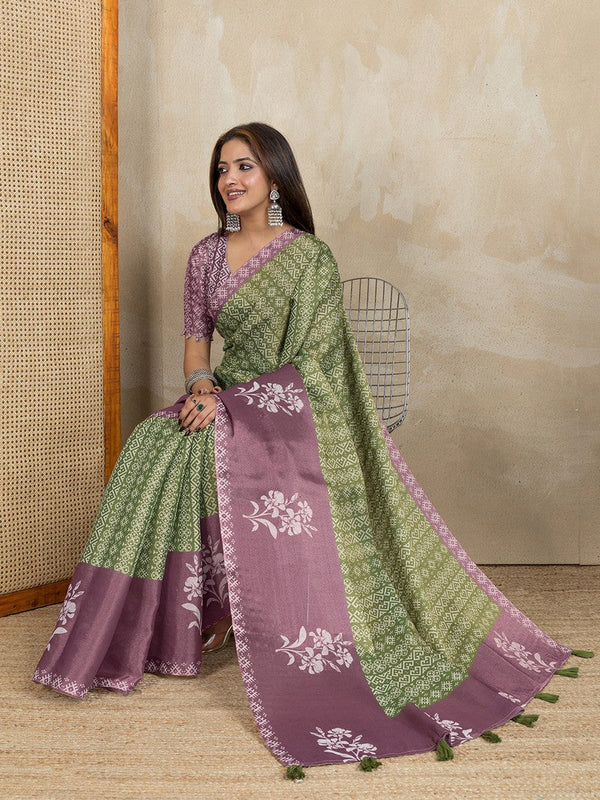 Ideal Green Color Cotton Fabric Casual Saree