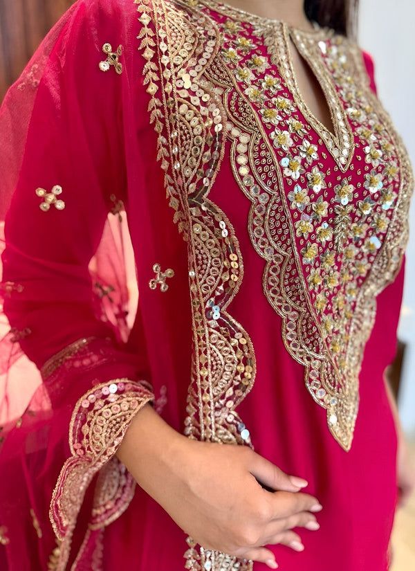 Charming Magenta Color Georgette Fabric Partywear Suit