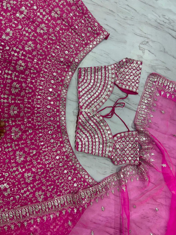 Elegant Pink Color Georgette  Fabric Party Wear Lehenga