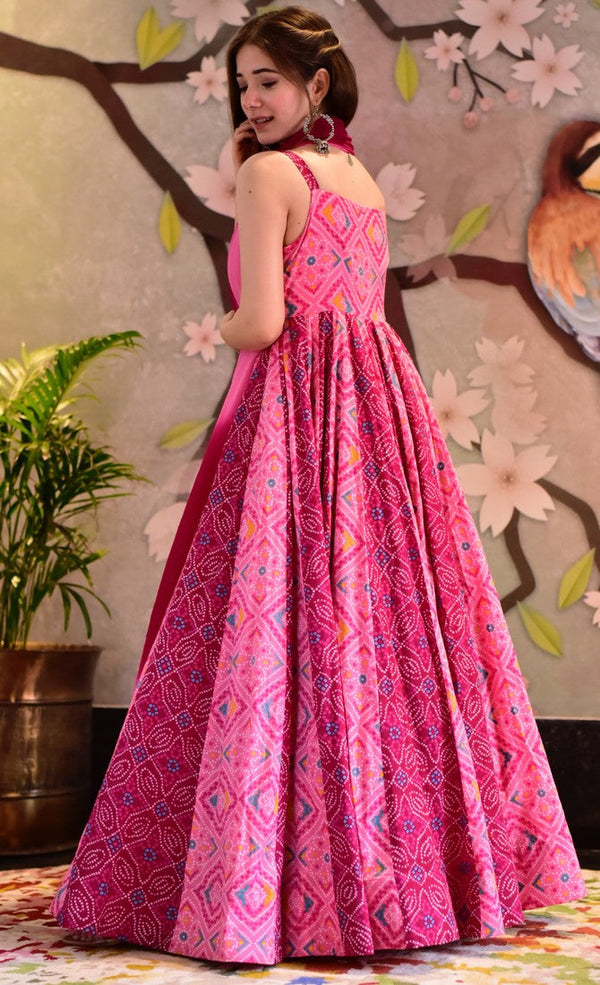 Stunning Pink Color Silk Fabric Gown