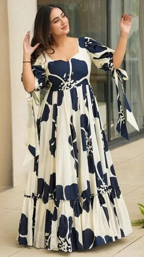 Striking Black Color Cotton Fabric Gown