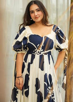 Striking Black Color Cotton Fabric Gown