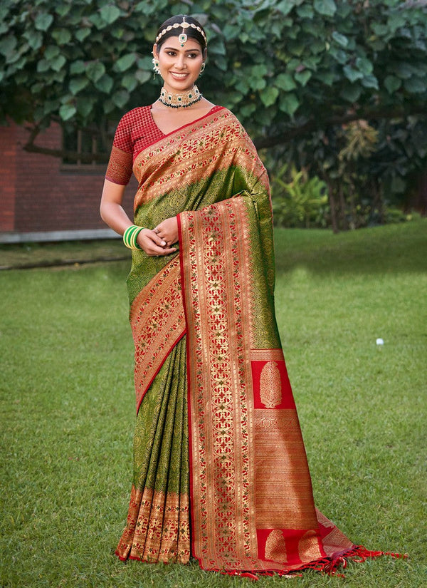 Beauteous Green Color Silk Fabric Partywear Saree