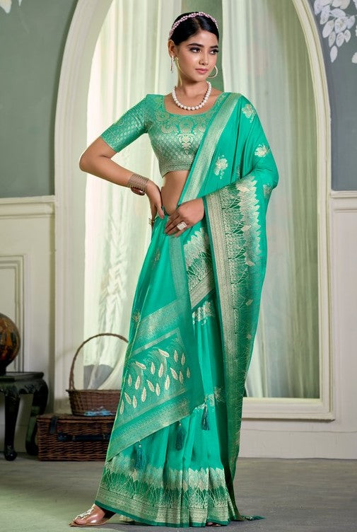 Ideal Green Color Crepe Fabric Partywear Saree