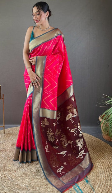 Ideal Pink Color Silk Fabric Partywear Saree