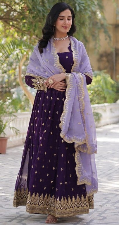 Magnetic Voilet Color Blooming Fabric Gown
