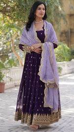 Magnetic Voilet Color Blooming Fabric Gown