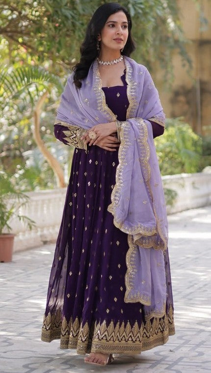 Magnetic Voilet Color Blooming Fabric Gown