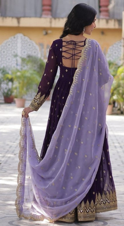 Magnetic Voilet Color Blooming Fabric Gown