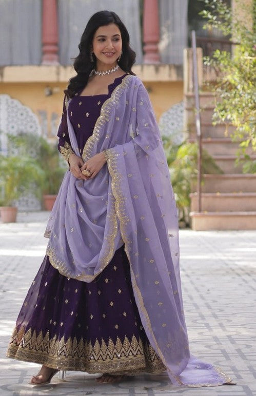 Magnetic Voilet Color Blooming Fabric Gown