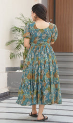 Striking Blue Color Georgette Fabric Gown