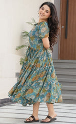 Striking Blue Color Georgette Fabric Gown