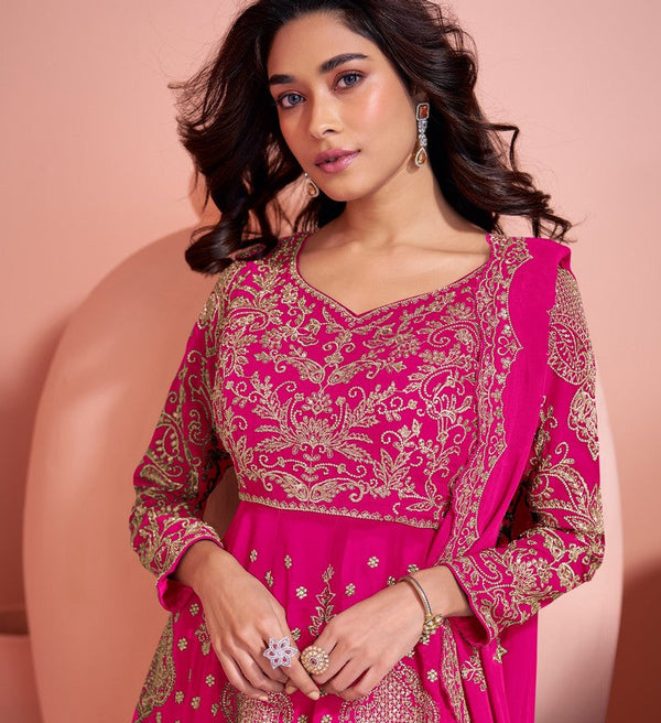 Tasteful Pink Color Georgette Fabric Partywear Suit