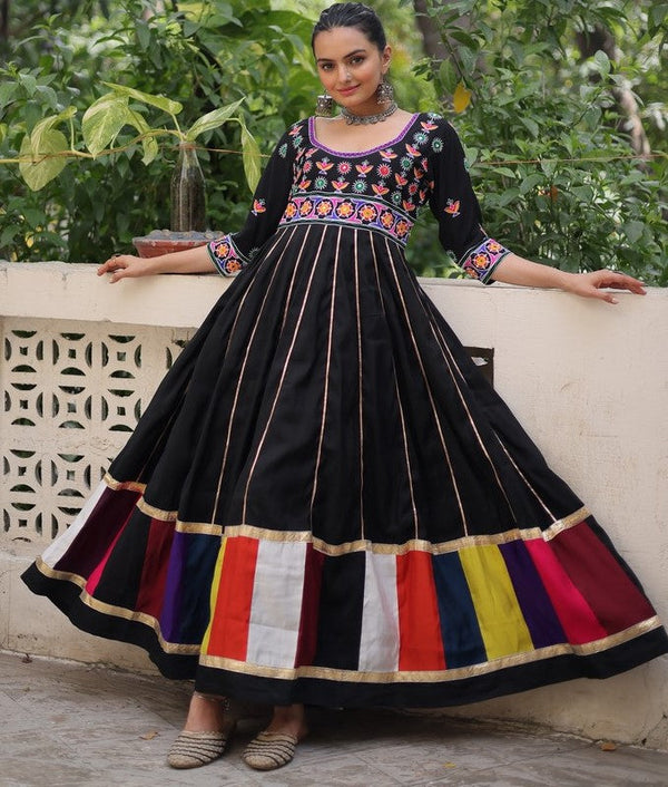 Striking Black Color Rayon Fabric Gown