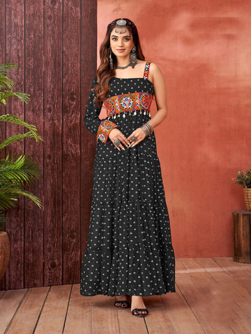 Stunning Black Color Georgette Fabric Gown