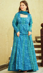 Amazing Turquoise Color Georgette Fabric Gown