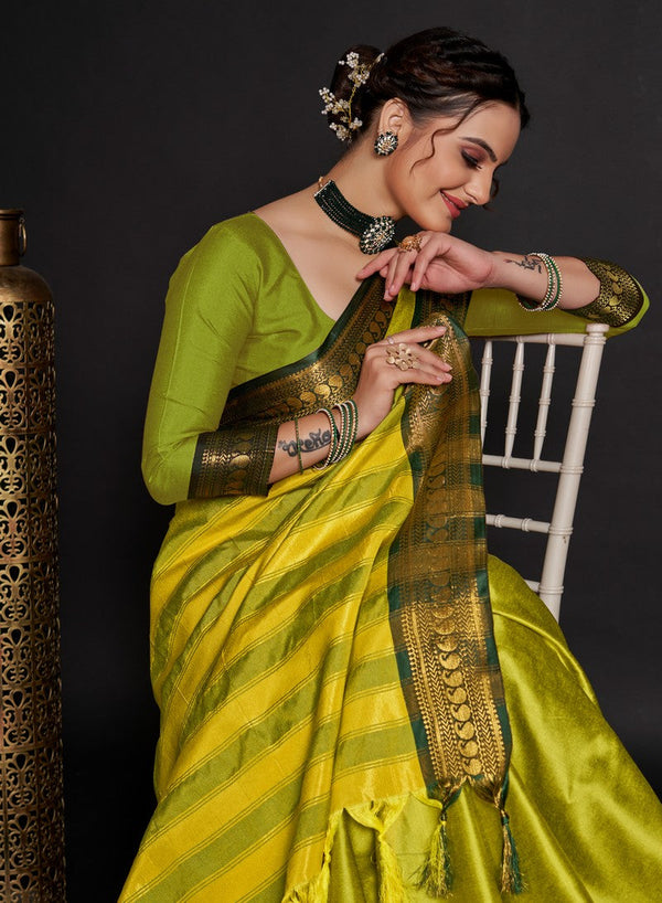 Beauteous Green Color Silk Fabric Casual Saree