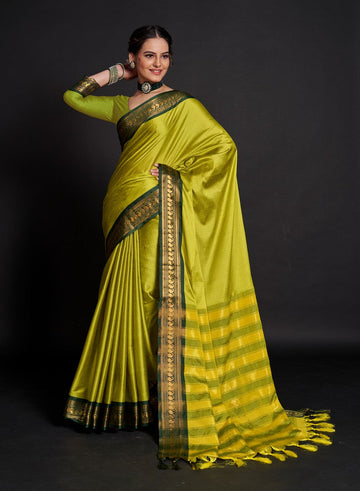 Beauteous Green Color Silk Fabric Casual Saree