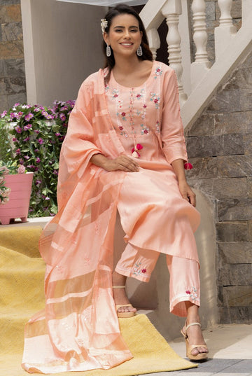 Dazzling Peach Color Silk Fabric Casual Suit