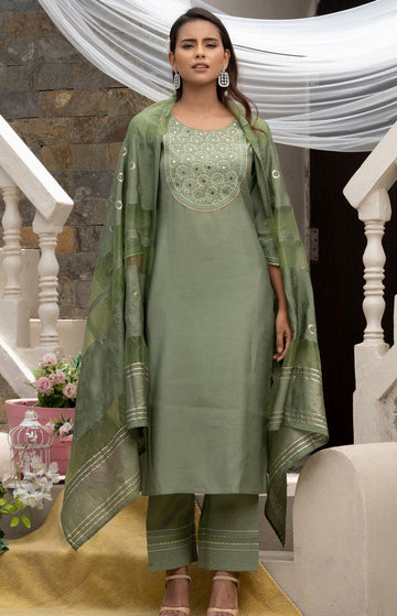 Dazzling Green Color Silk Fabric Casual Suit