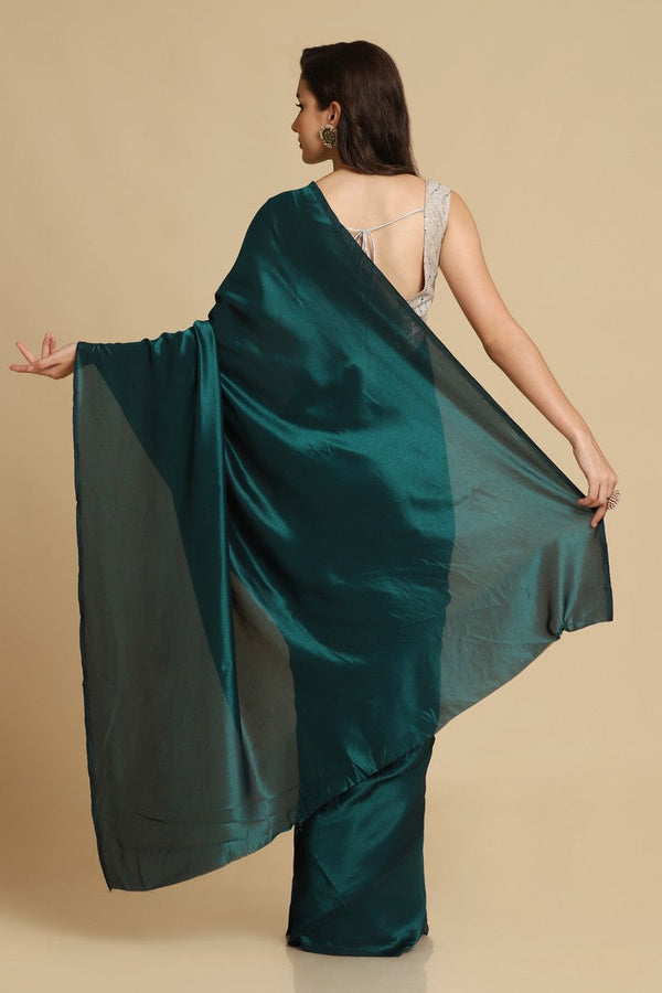 Dazzling Green Color Silk Fabric Casual Saree